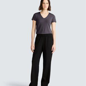 Unbound Merino - wool Women's Merino V-Neck T-Shirt - Olive size small